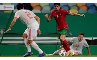 España arrasa a Portugal 5-0 en su debut en la Eurocopa Femenina 2025