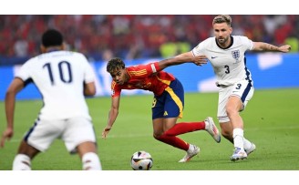 Fútbol español e inglés 2025: triunfos, tensiones y cambios estratégicos