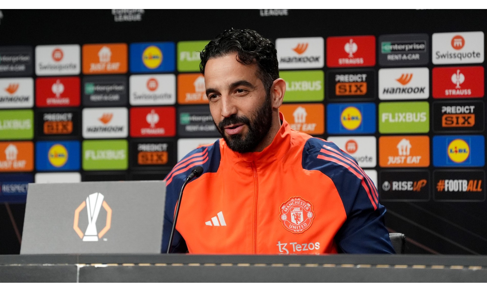 Amorim, Confiado Pese a Tropiezos Iniciales en Manchester United