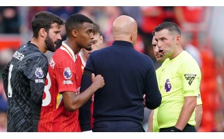 Comentarios Explosivos de Slot Sobre el Árbitro Tras el Drama del Derbi