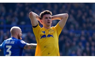 Leeds Cae Ante Portsmouth y la Lucha por el Ascenso Se Aprieta