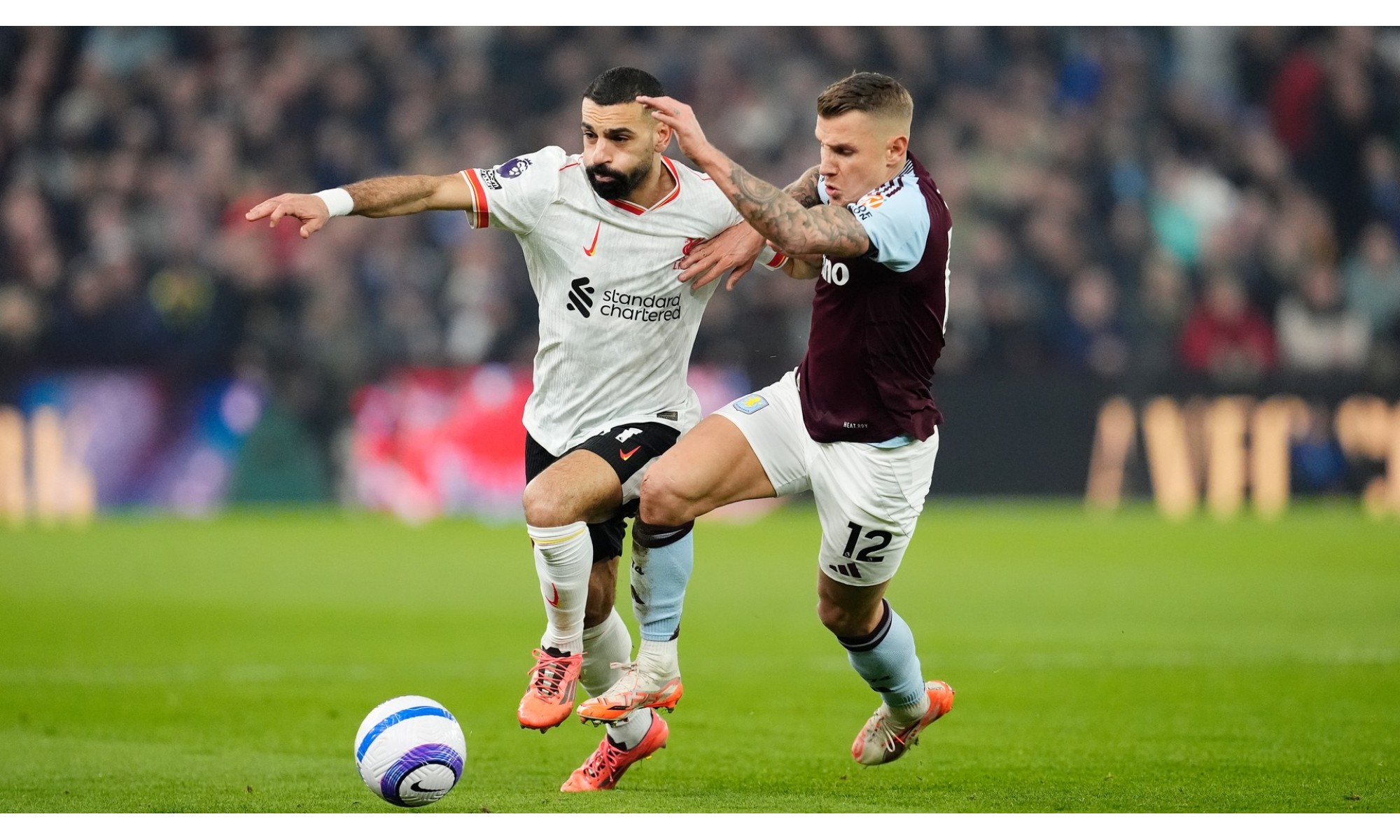 Salah Rompe Récord y el Liverpool Pierde Más Puntos en la Carrera por el Título