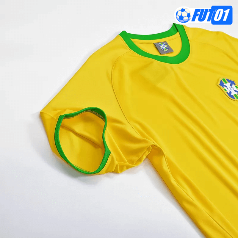 Camiseta Retro Brasil Home 1970 Amarillo