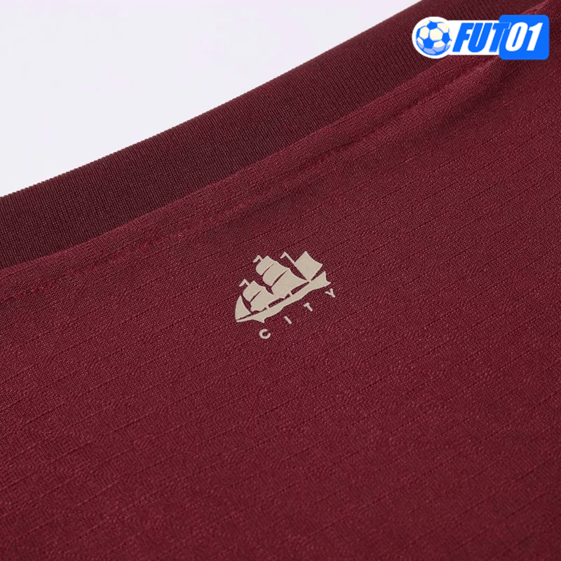 Camiseta Manchester City Third 2024/2025 Versión Jugador Rojo