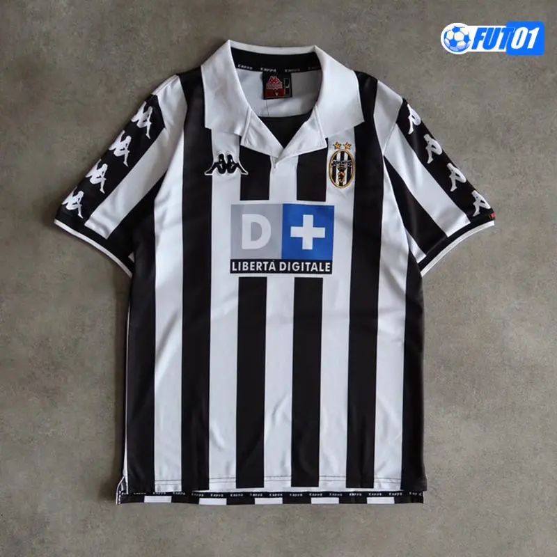 Camiseta Del Piero 10 Replica Juventus Home 1999/00 Antigua