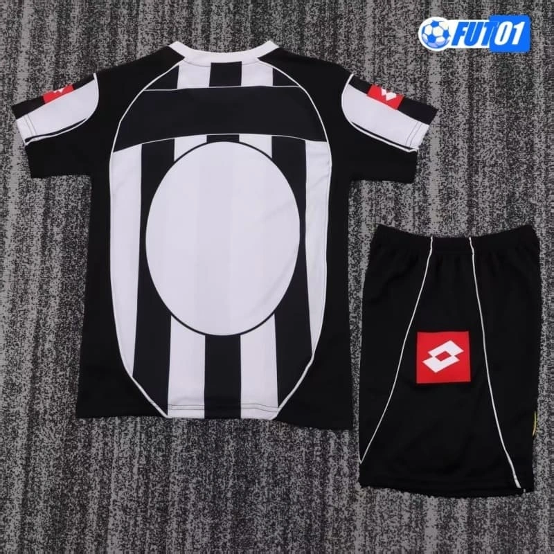 Camiseta Juventus Home 2002/03 Retro Niño