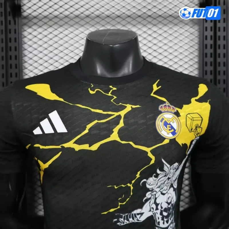 Camiseta Real Madrid x Marvel 2025/2026 Edición Especial Negro Versión Jugador