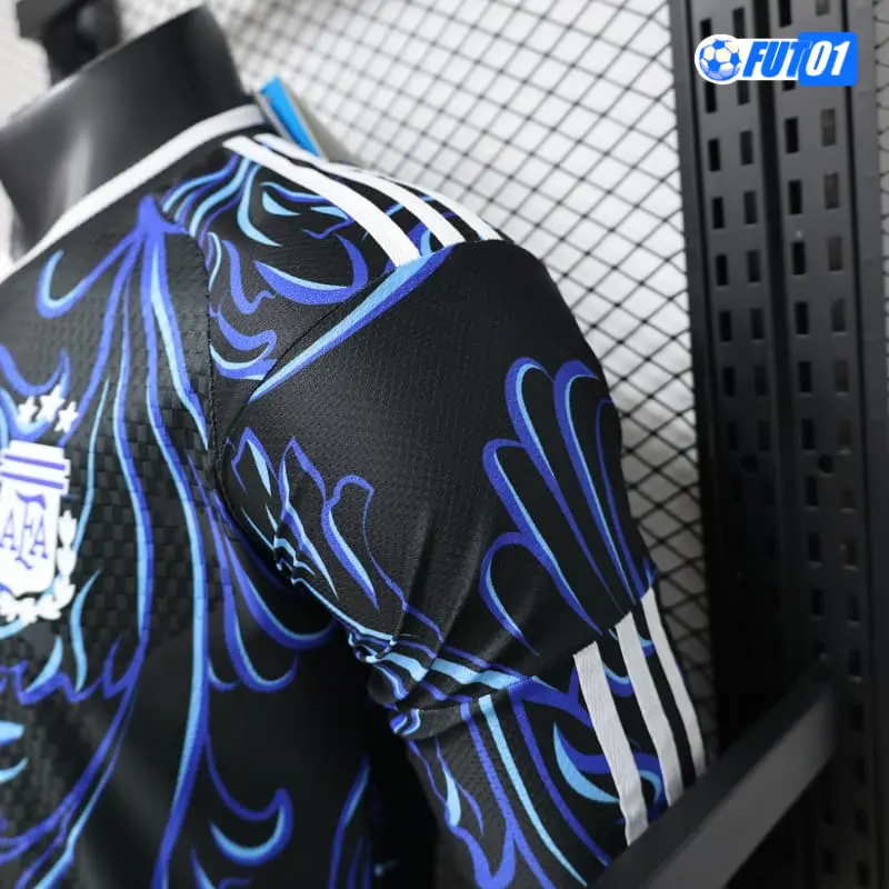 Camiseta Argentina Away Mundial 2026 ML Versión Jugador con FIFA2022