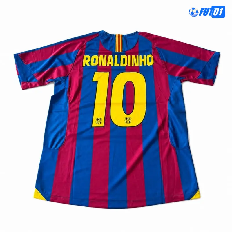 Camiseta RONALDINHO 10 Barcelona Home 2005/2006 Retro